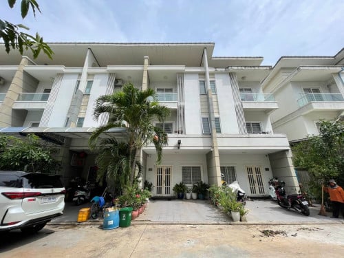 បុរីវ៉ារីណា ឌួងងៀប២