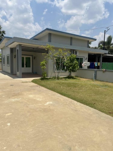 ក្នុងបូរី ហុកវណ្ណៈ