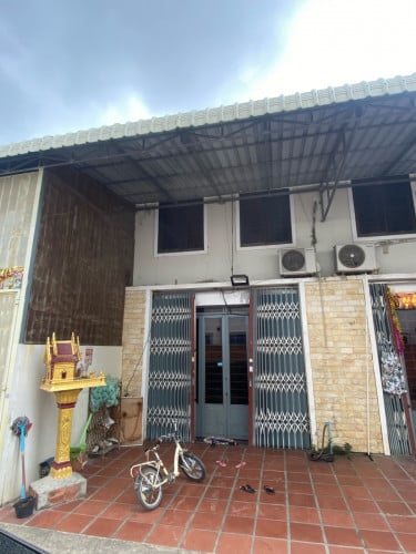 ផ្ទះលក់បន្ទាន់ខ្លាំង