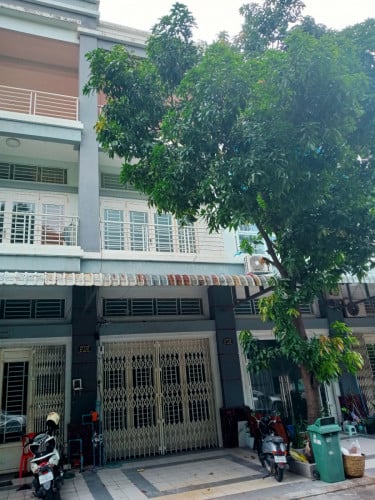 🏠ផ្ទះលក់ជិតម៉ាក្រូ អ៊ីអន 2, មានចំណូលស្រាប់