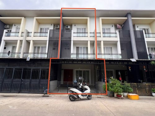 🏦House Available for Urgent Sale at a Special Price (Negotiable).