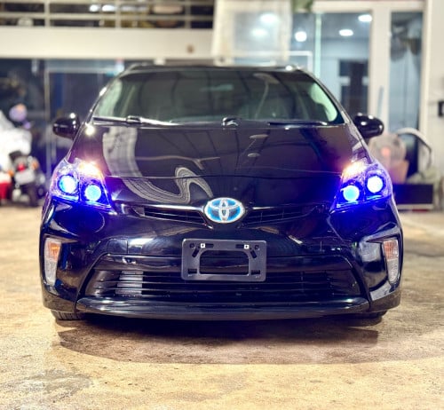 🚘 បង់រំលស់​១០០%ពុំចាំបាច់មានប្រាក់ចូលរួម​💰ការប្រាក់​0.65% ​2012​ Toyota Prius​ option 3