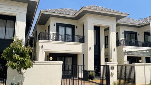 ផ្ទះលក់ ក្រោមទៅផ្សារ ថែមសម្ភារះថ្មី Villa Queen Amory 6A (Special Price cheaper than Borei)