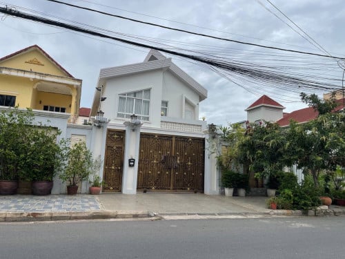 វីឡាសម្រាប់ជួលនៅទួលគោក