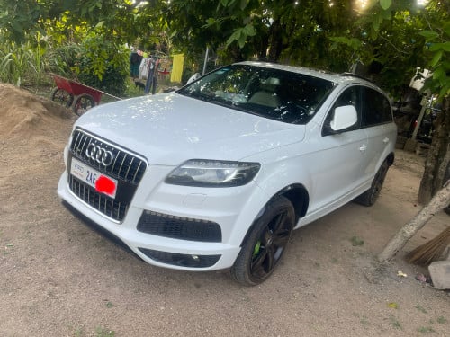 Audi Q7 2011 ពណ៌ស ម៉ាស៊ូត សម្រាប់លក់