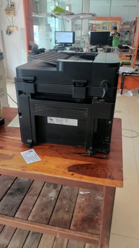 Canon mf 235