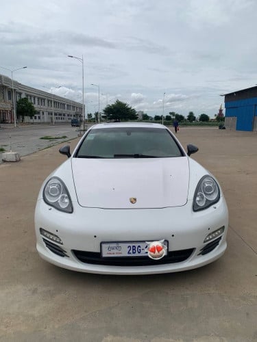 PORSCHE . PANAMERA. ឆ្នាំ 2012. Fulloption ❤️️