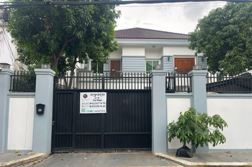 វីឡាទោលសម្រាប់ជួល នៅខាងត្បូងផ្សារទួលទំពូង