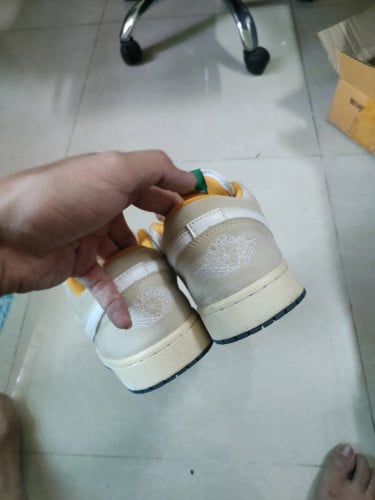 ស្បែកជើង Nike Jordan