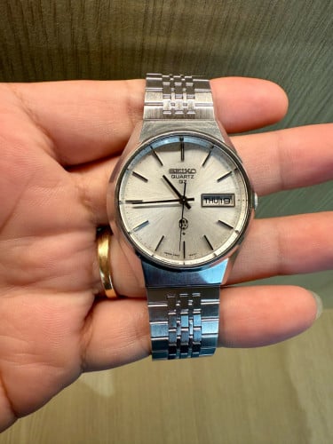 Original Rarest Vintage SEIKO QZ White Dial Quartz JDM 1975 - (Condition 95%)
