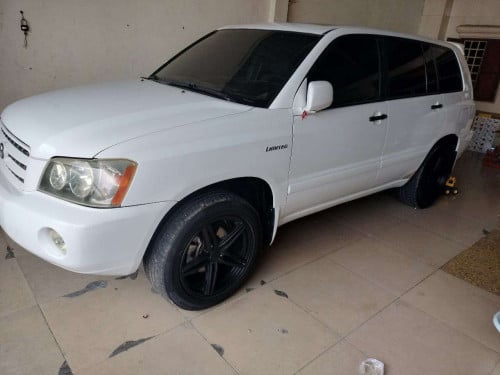 Toyota Highlander V6 ប៉ុង​2 Full Limited 2003