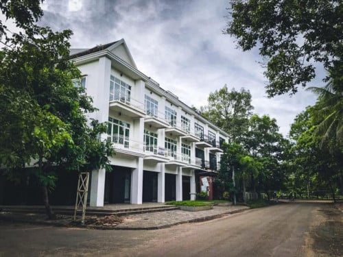 កំពុងស្វែងរកកន្លែងបើកអាជីវកម្មមែនទេ