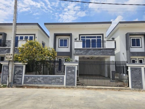 ផ្ទះលក់បន្ទាន់ខ្លាំង ( លក់ខាត)