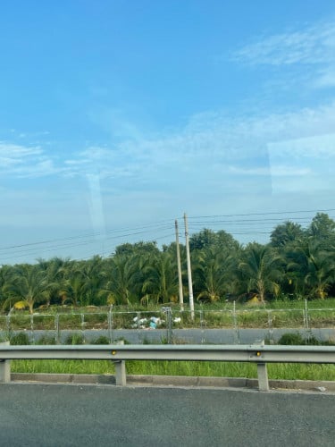 ដីនៅក្បែរក្រុងរណប បឹងតាមោក នៅជាប់មាត់បឹងអូកុង