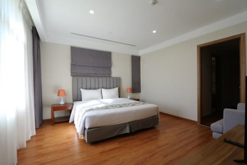 4 Bedroom Apartment Koh Pich