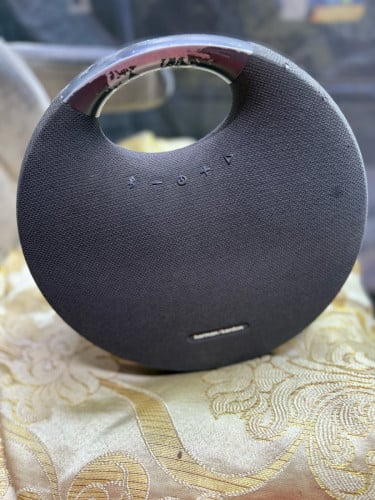 Sell harman kardon onyx studio 6