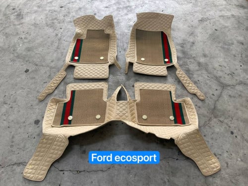 កម្រាលជើងប្រណិតរថយន្ត