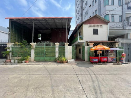 ដីនឹងផ្ទះលក់បន្ទាន់ នៅសង្កាត់ទួលទំពូង ខណ្ឌចំការមន