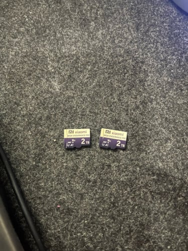 ឡៃឡុងmemory card 2TB ចំនួន3 តម្លៃ50$នៅថ្មី