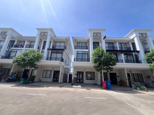 联排别墅出租一号路PH