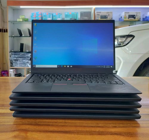 Lenovo Thinkpad X1 Carbon(មួយទឹក97%)ស្តើង ស្រាល ស្អាត ធន់ ថ្មកាន់