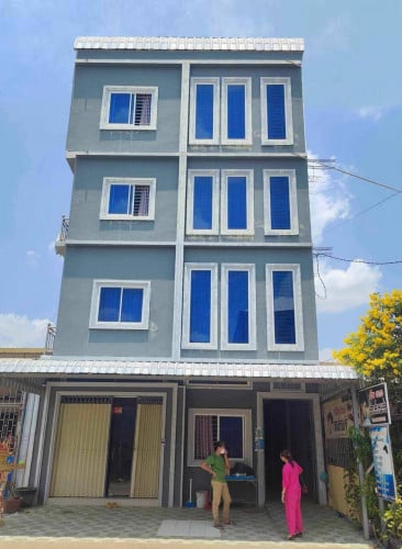 អគារសម្រាប់ជួលនៅមុខរោងចក្រហាតឌិស ក្រុងប៉ោយប៉ែត