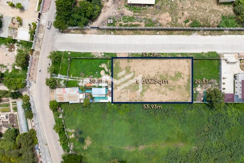 ដី 1,602 SQM សម្រាប់លក់នៅជិតផ្សារអុំីអន 2 📍