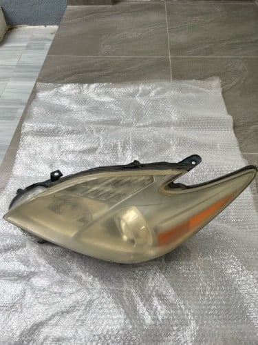 ចង្កៀងឡាន Toyota Prius 2010 ខាងឆ្វេងសុីនUSA