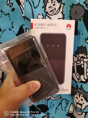 ដុំស៊ែរអុីនធឺណែត Huawei Wifi 5 99%