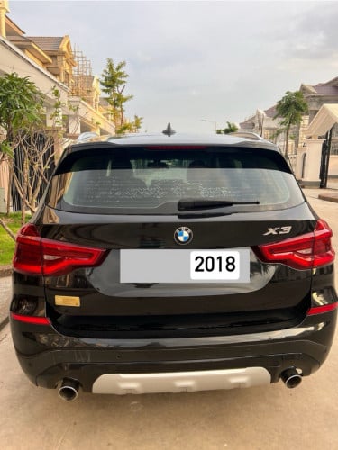 ឡានលក់MBW-X3-ឆ្នាំ2018ឡានទិញខ្លាញ់គោប្រេីបាន50000គីឡូទេគ្មាពេលជិះលក់ទៅ(29500$)