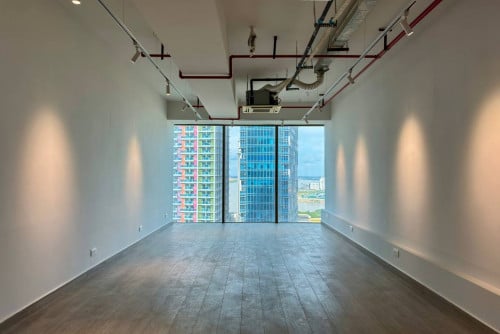 Affordable Office Space for Rent at The Peak near Diamond Island