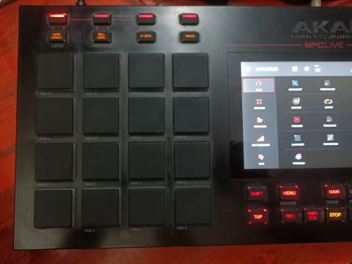 Akai MPC Live