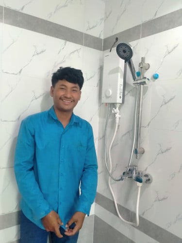 ម៉ាស៊ីនងូតទឹកក្ដៅ ត្រជាក់ Hot/Cold water shower machine