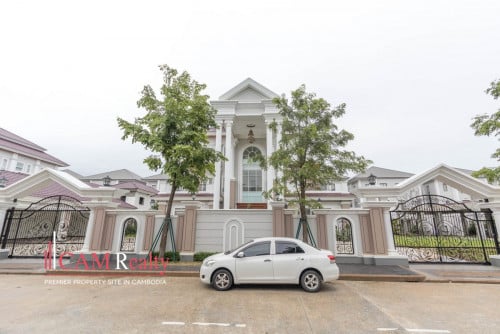 ឃុីងវីឡា (King A Villa) សម្រាប់លក់ក្នុងបុរីប៉េងហួតបឹងស្នោរ​