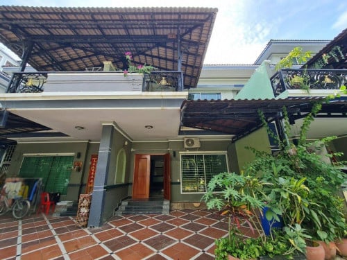 Link house for rent at boeng Tumpun