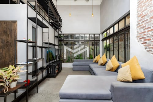 Townhouse 4BR Renovated For Rent- Tunle Bassac