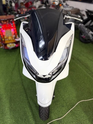 PCX 022 hybrid