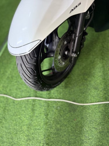 PCX 022 hybrid