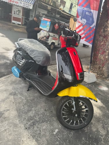 មូតូថ្មី