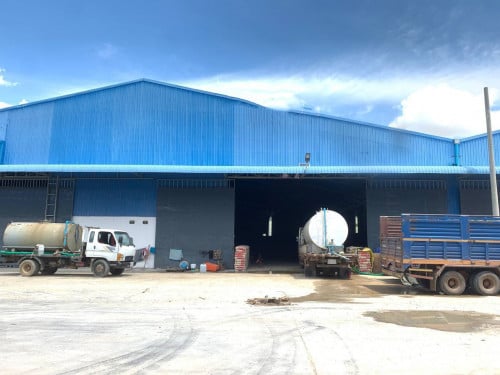 ឃ្លាំងសម្រាប់ជួល នៅកំបូល ជិតផ្លូវជាតិលេខ4