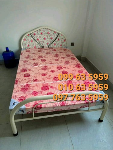 គ្រែក្បាលផ្កា ជាមួយពូកអេប៉ុង9ហ៊ុន 1.0mx2.0m