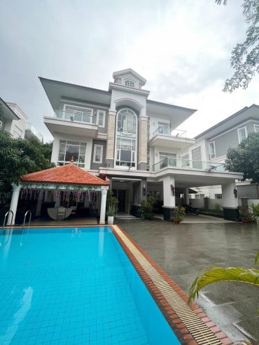វីឡាឃ្វីន សម្រាប់ជួល | Queen Villa For rent (Borey Penghout Boeung Snor)
