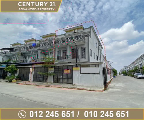 🏘 វីឡាកូនកាត់ 2ជាប់គ្នា កែង(LA) ក្នុងបុរី រំចេក (ខណ្ឌដង្កោ) ត្រូវការលក់បន្ទាន់ខ្លាំង