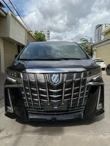 2018 ALPHARD HYBRID EXECUTIVE LOUNGE FOR SALE