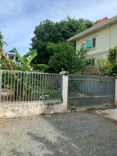 ដីជួលជិតផ្សារឈូកមាស មានចំណូលស្រាប់