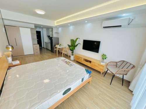 Studio Room | Morgan Chroy Changva