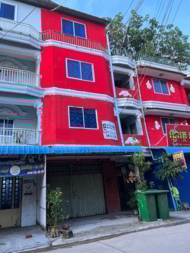 ផ្ទះល្វែងមានបន្ទប់ជួល