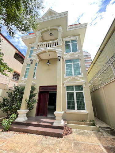 វីឡាជួលជិតសណ្ឋាគារ Intercon/ Villa for rent near Intercon Hotel