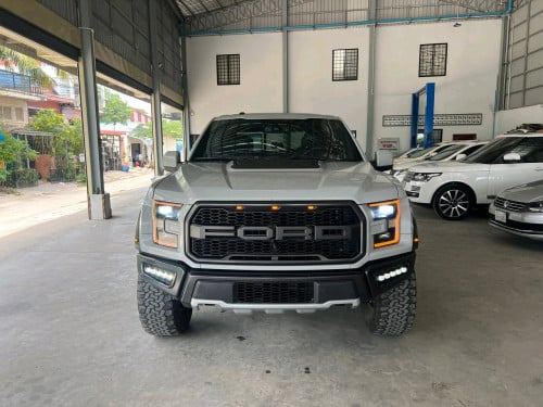 Ford F150 Raptor Full USA