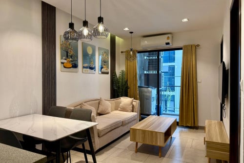 Nice Decorated 2 Bedrooms Condo for RENT in Urban Village near ISPP School